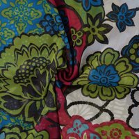 Tissu mesh imprimé mandala fleuri rouge - Mondial Tissus