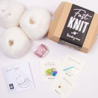 Kit DIY tricot - Fast Knit snood Pipper blanc rose sans aiguilles - Tricotez-moi - Mondial Tissus