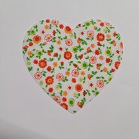 Thermocollant cœur motif fleuri orange et vert - Mondial Tissus