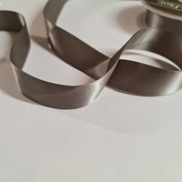 Ruban satin 25 mm gris moyen - Frou Frou - Mondial Tissus