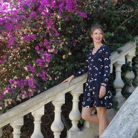 Patron robe et top vénus du 32 au 52 - Super Bison - Super Bison - Mondial Tissus