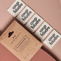 Pack de 5 étiquettes tissées "Coup de Foudre" - Atelier Brunette - Mondial Tissus