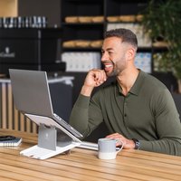 Breyta™ White Laptop Stand