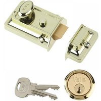 Yale Locks 630077105542 P77 Traditional Nightlatch 60Mm Backset Brasslux Finish Visi
