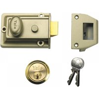 Yale Locks 630077101322 P77 Traditional Nightlatch 60Mm Backset Nickel Brass Finish Box