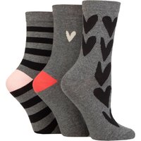 3 Pair Patterned Cotton Socks All Over Hearts 8