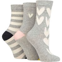 3 Pair Patterned Cotton Socks All Over Hearts Light Grey 8
