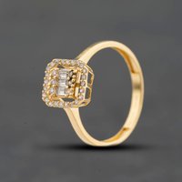 Second Hand 18ct Yellow Gold Cubic Zirconia Cluster Ring 41104437