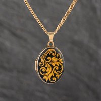 Second Hand 9ct Yellow Gold Enamel Oval Locket Pendant & 18 Inch Curb Chain 41143554
