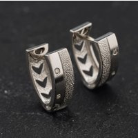 Second Hand 9ct White Gold Diamond & Diamond Matt And Polished 15.2mm Hoop Earrings 41174298
