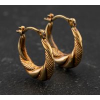 Second Hand Yellow Gold Fancy Twist Patterned 18.9mm Creole Earrings 41174444