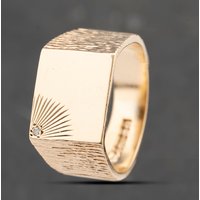 Second Hand 9ct Yellow Gold Square Signet Ring 41342102