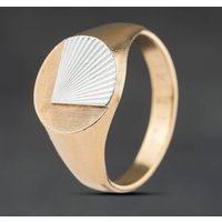 Second Hand 9ct Yellow Gold Round Diamond Cut Signet Ring 41342513