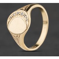 Second Hand 9ct Yellow Gold Diamond Oval Part Engraved Signet Ring 41342533