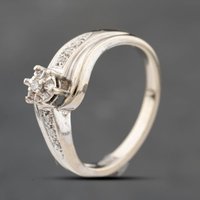 Second Hand 9ct White Gold 0.08ct Diamond Shoulder Set Solitaire Ring 41383835