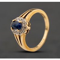 Second Hand 9ct Yellow Gold Sapphire & 0.10ct Diamond Oval Cluster Ring 41384509