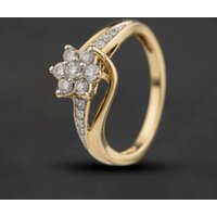Second Hand 9ct Yellow Gold 0.44ct Diamond Daisy Cluster Ring 41384746