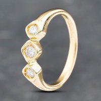 Second Hand 18ct Yellow Gold Brilliant Cut Diamond Three Stone Ring 41481795