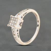 Second Hand 18ct White Gold 0.33ct Diamond Cluster Ring 41482572