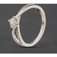 Second Hand 9ct White Gold 0.33ct Brilliant Cut Diamond Crossover Shoulders Solitaire Ring 41482867