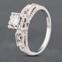 Second Hand 14ct White Gold 0.22ct Brilliant Cut Diamond Solitaire Ring 43121134