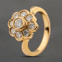 Second Hand 18ct Yellow Gold 0.98ct Brilliant Cut Diamond Pear Shape Cluster Ring 43121261