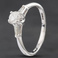 Second Hand 9ct White Gold 0.50ct Brilliant Cut Diamond Solitaire Ring 4312354