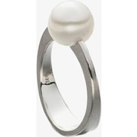 Eva Strepp Silver and Freshwater Pearl Ring CUTRINGFRESH
