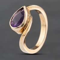 Pre-Owned 9ct Yellow Gold Amethyst Dress Ring 41103572