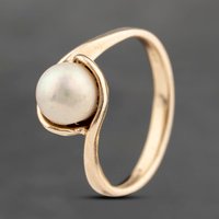 Pre-Owned 9ct Yellow Gold Cultured Pearl Dress Ring 41103637