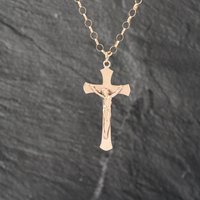 Pre-Owned 9ct Yellow Gold Large Crucifix Cross Pendant and 20 Inch Belcher Chain 41142411