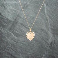 Pre-Owned 9ct Yellow Gold Heart Hand Engraved Locket Pendant and 18 Inch Curb Chain 41142747