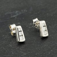Pre-Owned 9ct White Gold 8.9mm Diamond Bar Dropper Earrings 41173312