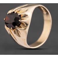 Pre-Owned 9ct Yellow Gold Garnet Oval Signet Ring 41342189