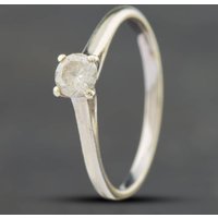 Pre-Owned 9ct White Gold 0.20ct Diamond Solitaire Ring 41381329
