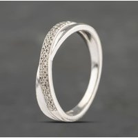 Pre-Owned 9ct White Gold 0.15ct Diamond Crossover Ring 41383187
