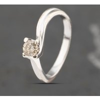 Pre-Owned 9ct White Gold 0.25ct Brilliant Cut Diamond Solitaire Ring 41383441