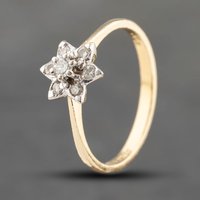 Pre-Owned 18ct Yellow Gold 0.17ct Brilliant Cut Diamond Flower Cluster Ring 41383556