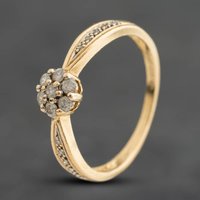 Second Hand 9ct Yellow Gold 0.25ct Brilliant Cut Diamond Cluster Ring 41384934