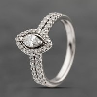 Pre-Owned Platinum 0.52ct Diamond Marquise Cluster Ring 41482312