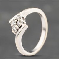 Pre-Owned 9ct White Gold 0.20ct Brilliant Cut Diamond Cluster Ring 41482320