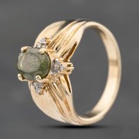 Pre-Owned 9ct Yellow Gold Peridot and Diamond Engraved Shoulders Cluster Ring 41482389