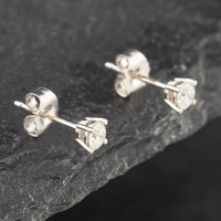 Pre-Owned 18ct White Gold 0.30ct Brilliant Cut Diamond Stud Earrings 43171123