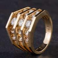 Pre-Owned 14ct Yellow Gold 2.07ct Brilliant Cut Diamond Graduated 4 Row Fancy Ring 4328140