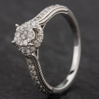 Pre-Owned 14ct White Gold Diamond Round Cluster Ring 4328471