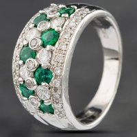 Pre-Owned 14ct White Gold 0.80ct Emerald and 0.72ct Diamond Graduated Band Ring 4337010