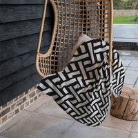 Woven Pattern Blanket - Black
