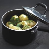 MasterClass Non-Stick Heavy Duty 18cm Saucepan - Black