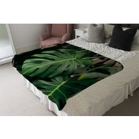 Monstera Leaves In Home Interior Blanket - Green