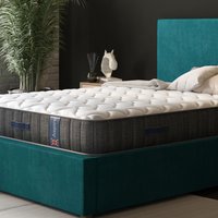 Medium Comfort Hybrid Pocket Mattress - White / King